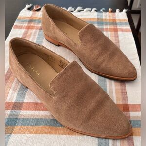 Taupe suede Patina pointed flat